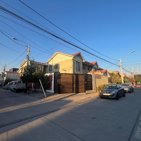 Hostel Tu Espacio Re - Casa Cerca Del Aeropuerto Santiago Kültér fotó